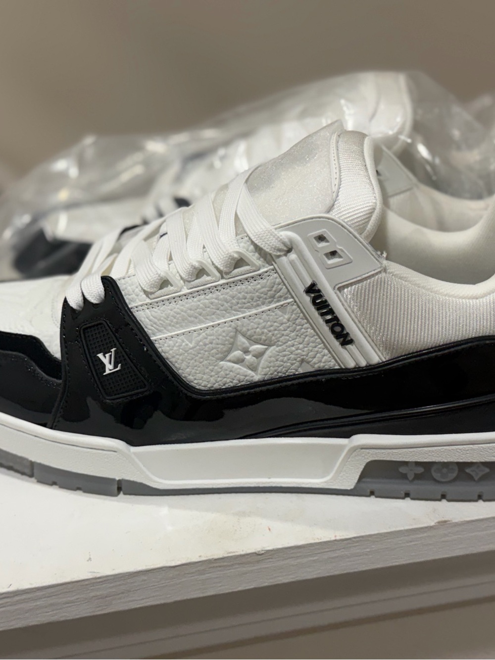 Louis Vuitton Trainers Men’s White and Black Patent Leather size 12